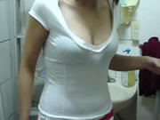 내 여친은 나에게 오럴을 주는 것을 좋아해